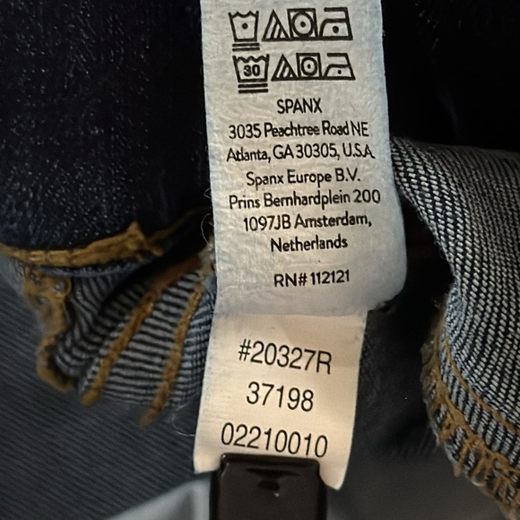 SPANX Pull-on Stretch Denim Flare Jeans Midnight Shade - Picture 9 of 14